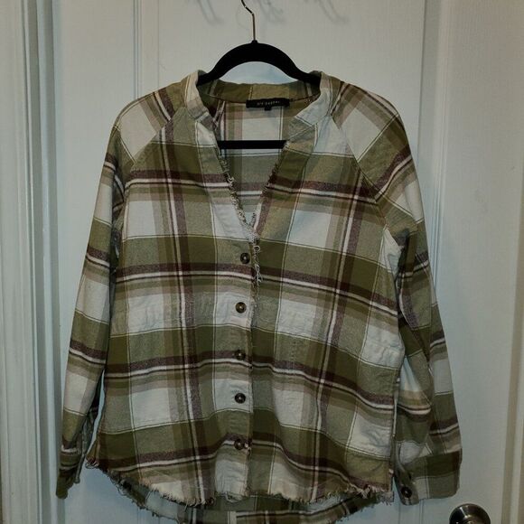 Super Soft Frayed Distressed Flannel Shacket – Cream, Brown & Olive green L - Picture 8 of 9